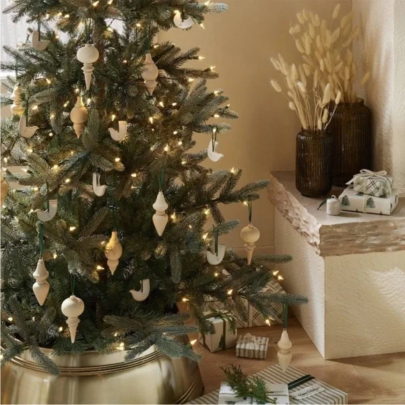 Wooden Spindle Christmas Tree
Ornaments Set of 3) - Hearth & Hand - Picture 3 of 5